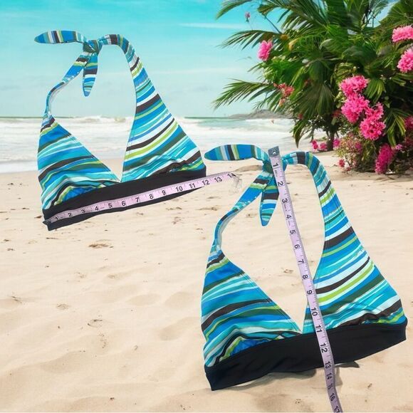 La Blanca Swimwear l Halter l Bikini, Bathing Suit Top l Tie Back l 10 l EUC - Picture 4 of 10